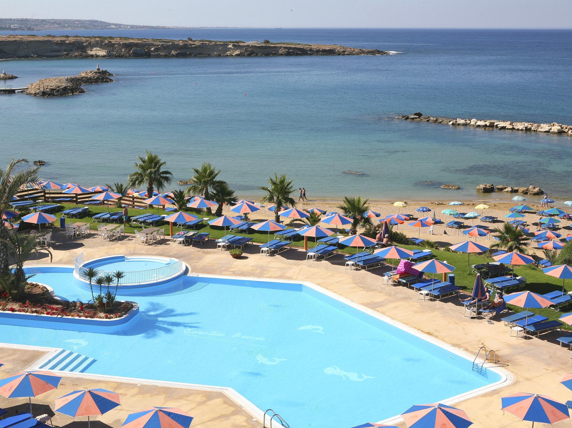 Corallia Beach Hotel Apartments Coral Bay Eksteriør billede
